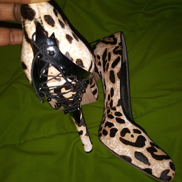 Sam Edelman - Picture 3 of 3